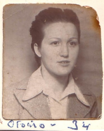 Retrato tomado en Madrid en otoño de 1934, cuando Ángeles ya se había afilado al Círculo socialista del barrio de Pacífico. Archivo personal de Ángeles García-Madrid,