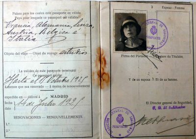 Pasaporte de Justa Freire, 1925. Legado Justa Freire. Fundación Ángel Llorca